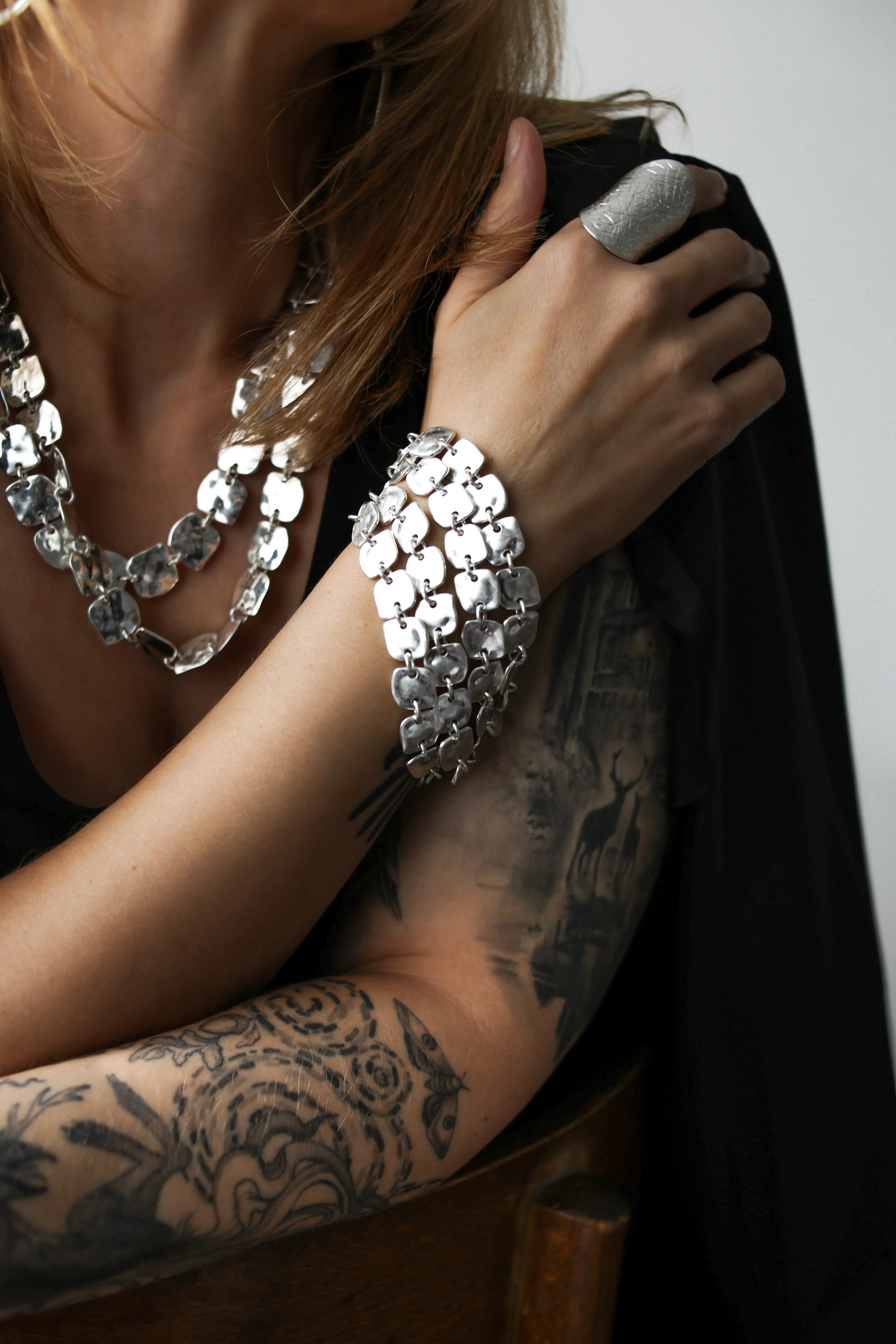 Под серебро